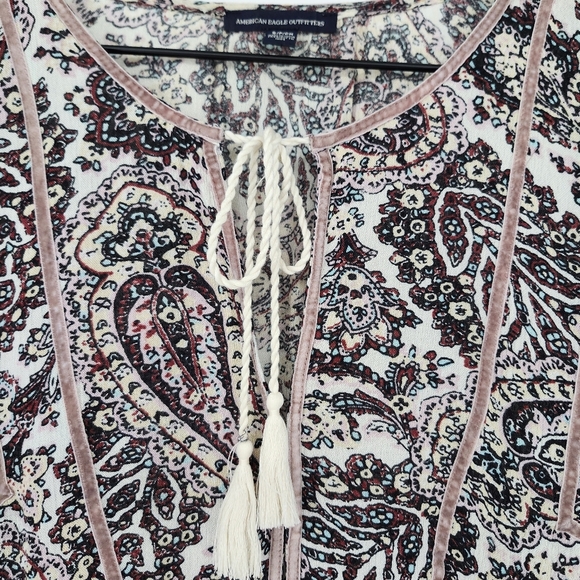 American Eagle Outfitters Womens Peasant Top Size‎ S Paisley Velvet Trim Boho - Picture 4 of 9